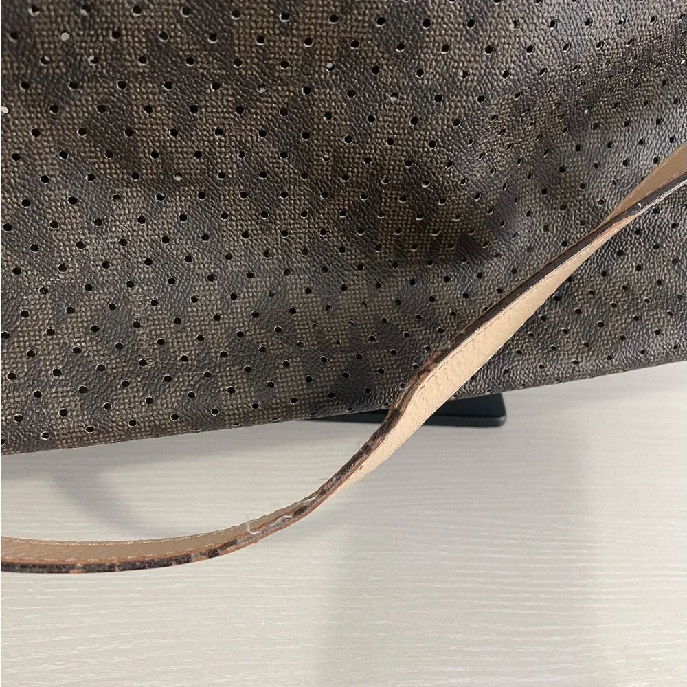 MICHAEL KORS Perforated Hamilton Purse